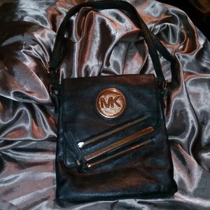 Michael Kors Crossbody Large Purse NICE!!!!!